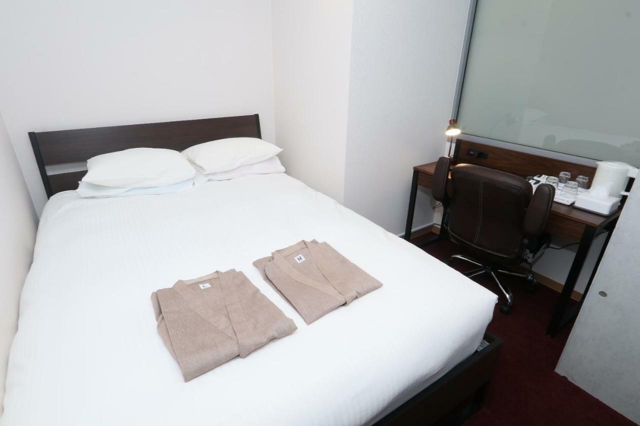 Business Capsule Lightning Asakusa Hotel a capsule